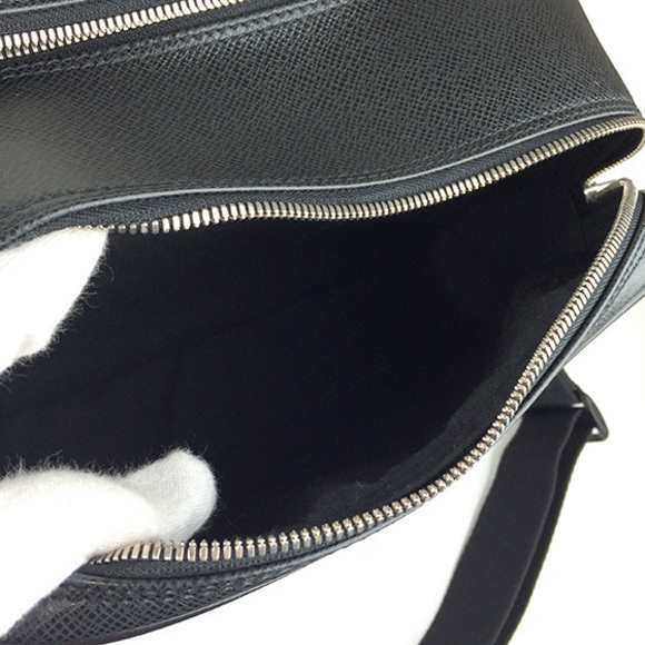 Louis Vuitton Taiga Reporter Ardoise Shoulder Bag - Picture 6 of 8